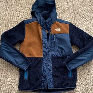 The North Face | Boy’s Blue and Brown Sherpa coat